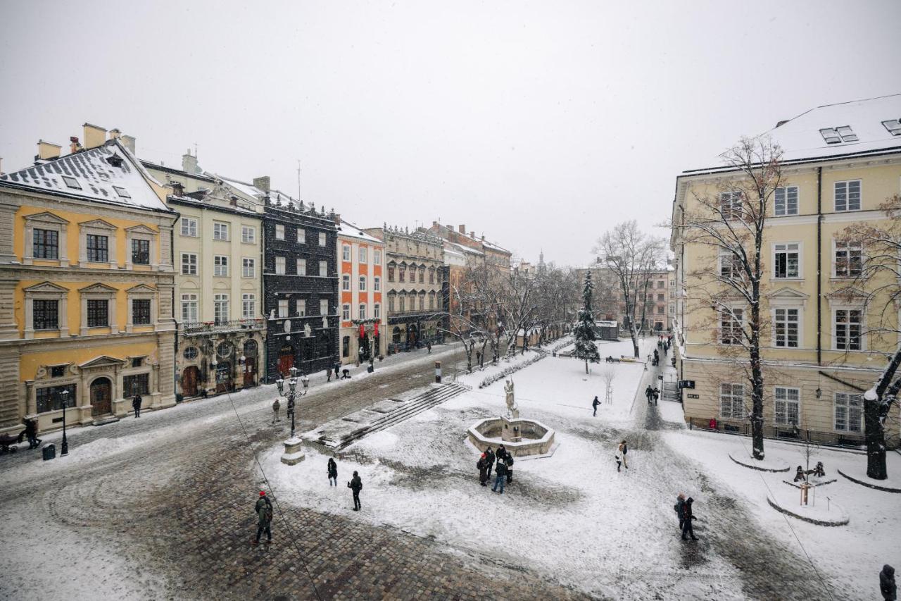 View On Rynok Square Apartments Lviv Exterior photo
