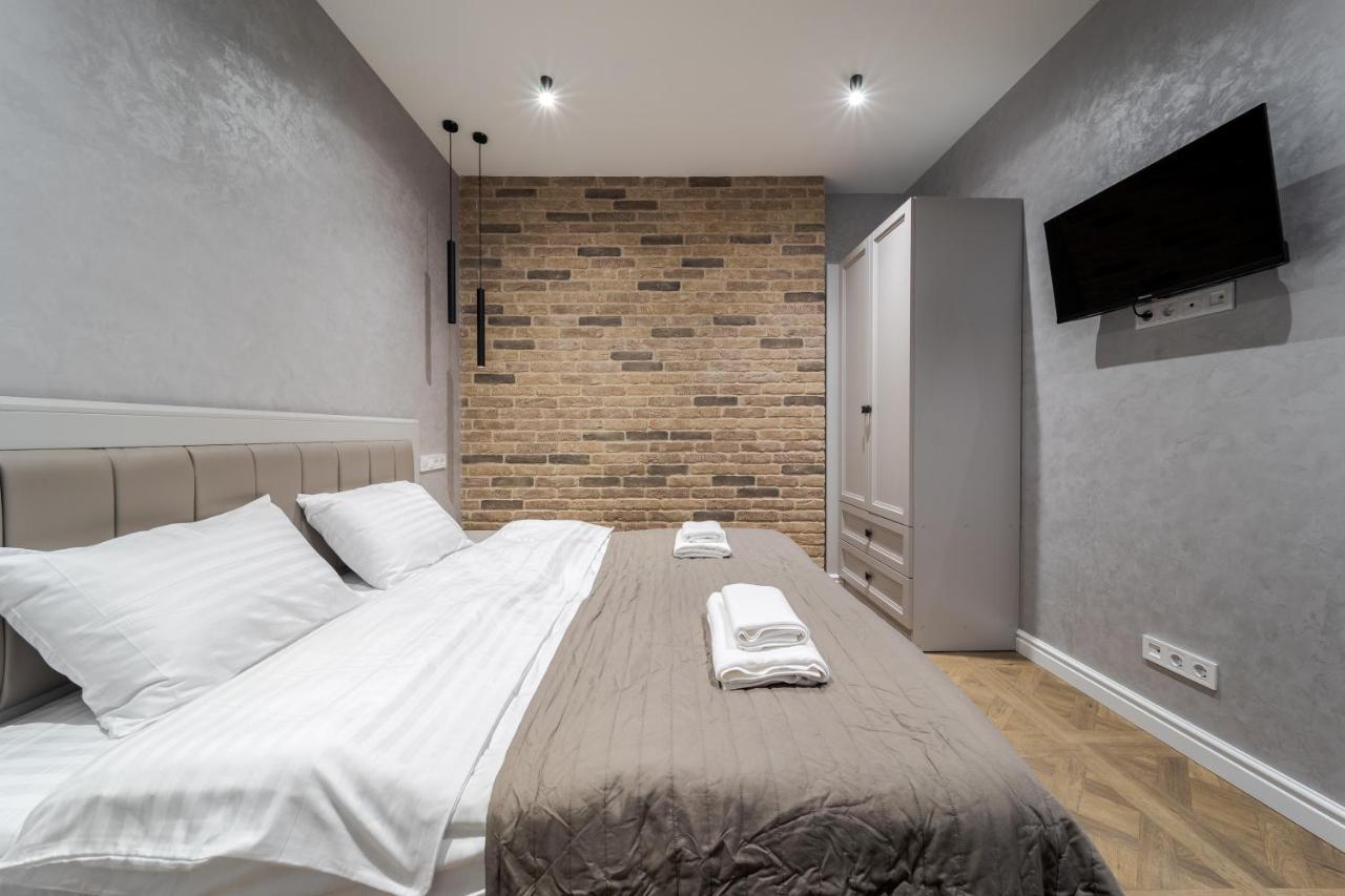View On Rynok Square Apartments Lviv Exterior photo